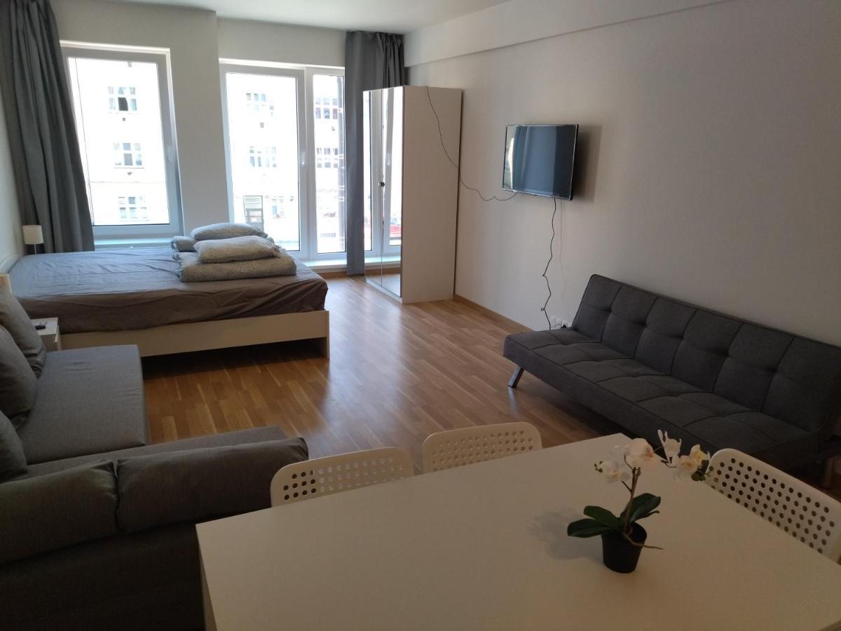 Brand New One Bedroom Apartment #54 In Brand New Building With Free Parking Praag Buitenkant foto
